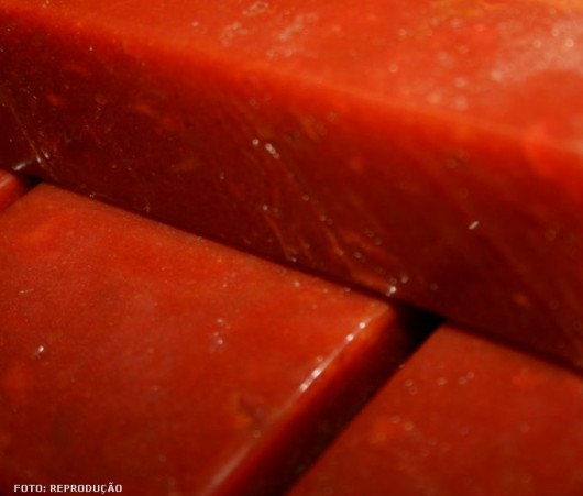 Doces de fruta em barra - o aproveitamento das frutas agrega valor à produção Doces de fruta em barra - o aproveitamento das frutas agrega valor à produção