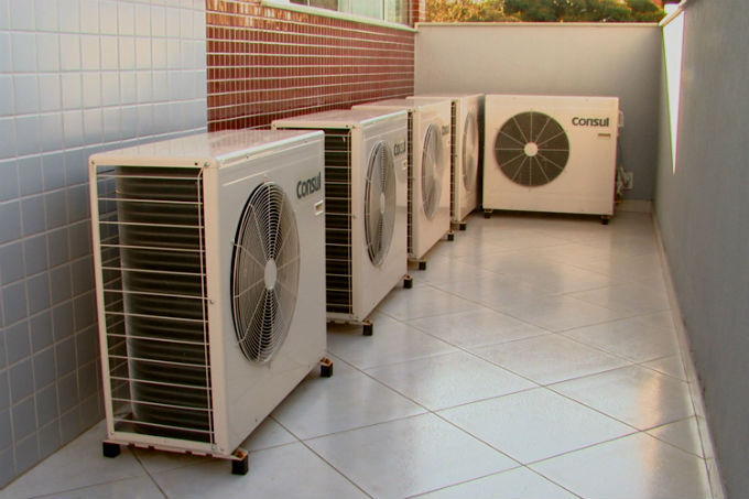 Ter ar condicionado em um recinto, significa ter um ar de excelente qualidade e que proporciona conforto térmico para as pessoas