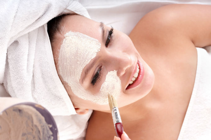 Os tratamentos de estética facial são direcionados para promover o bem-estar e a recuperação da pele
