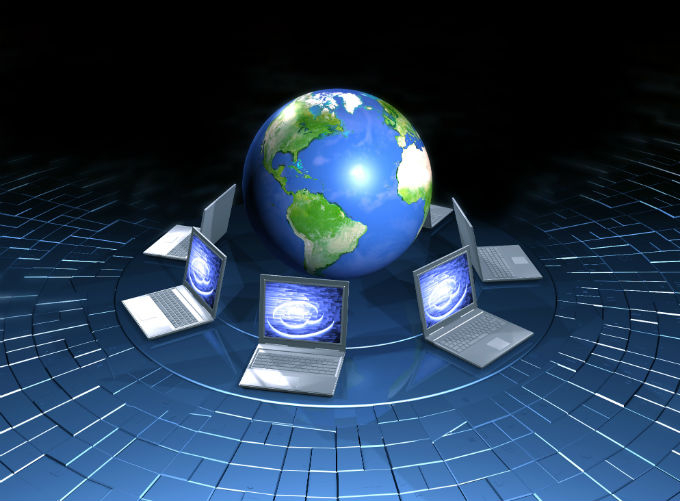 Ao navegar na internet, habilite a filtragem activex do computador. Esse é um meio eficaz de se proteger contra prováveis invasores.