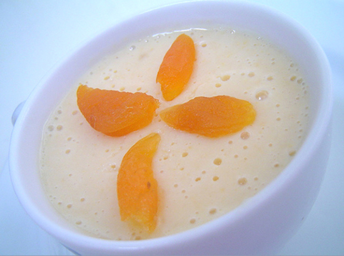 Entre os doces árabes mais apreciados por nós, brasileiros, está o famoso doce chamado creme de damasco.