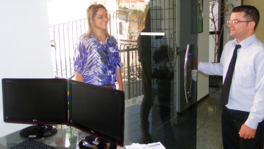 Treinamento de porteiro: atitudes proativas Treinamento de porteiro: atitudes proativas