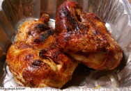 Assim como os peixes, o frango defumado possui baixo teor de gordura e é muito saudável ao organismo Assim como os peixes, o frango defumado possui baixo teor de gordura e é muito saudável ao organismo