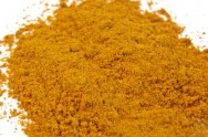 A cor do açafrão é de um amarelo intenso, bem característico do rizoma A cor do açafrão é de um amarelo intenso, bem característico do rizoma