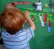 O objetivo do flanelógrafo, na Educação Infantil, é oferecer, pela contação de histórias, um contato significativo das crianças com a linguagem oral e escrita O objetivo do flanelógrafo, na Educação Infantil, é oferecer, pela contação de histórias, um contato significativo das crianças com a linguagem oral e escrita