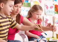 As aulas demonstrativas e práticas têm como uma de suas principais características a alta capacidade de motivação dos alunos. As aulas demonstrativas e práticas têm como uma de suas principais características a alta capacidade de motivação dos alunos.