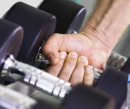 Os dumbbells são de extrema importância em uma academia. Os dumbbells são de extrema importância em uma academia.