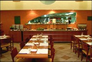 A área de cocção é uma das principais áreas de uma cozinha comercial. A área de cocção é uma das principais áreas de uma cozinha comercial.
