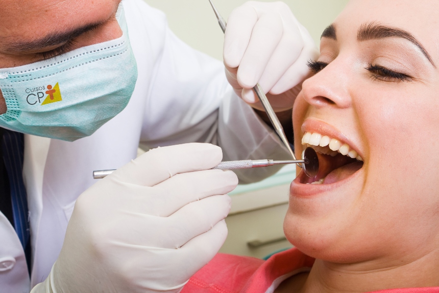 Auxiliar de Dentista - cavidade oral humana e dentições