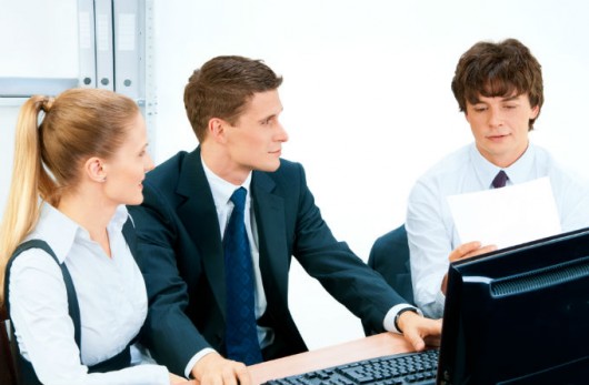 Fazer uma boa divulgação do site aumenta as vendas pela internet substancialmente. Curso CPT Como Aumentar as Vendas pela Internet Quer se destacar e aumentar suas vendas na internet? Uma excelente opção para divulgar seu site na internet é por meio da utilização de links patrocinados.