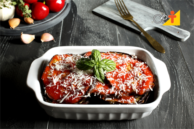 Beringela a parmegiana Beringela a parmegiana