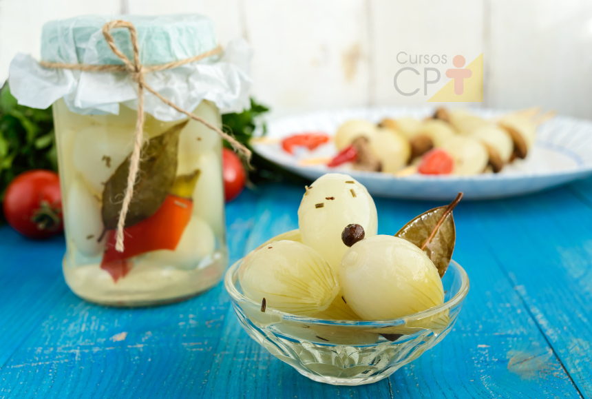 Picles de cebola: faça na quarentena e venda depois!   Artigos Cursos CPT