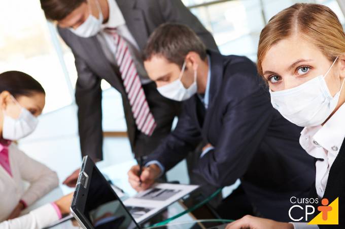 7 motivos para oferecer treinamento à equipe em tempos de crise 7 motivos para oferecer treinamento à equipe em tempos de crise