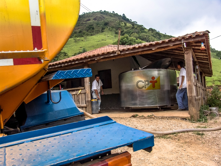 Tanque de expansão e sala de resfriamento de leite: cuidados essenciais   Artigos CPT