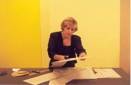 Ao contrário do que se possa imaginar, a fabricação de caixas é uma atividade excelente para quem tem habilidade artesanal e busca uma alternativa para trabalhar em casa Caixas Artesanais para Presente