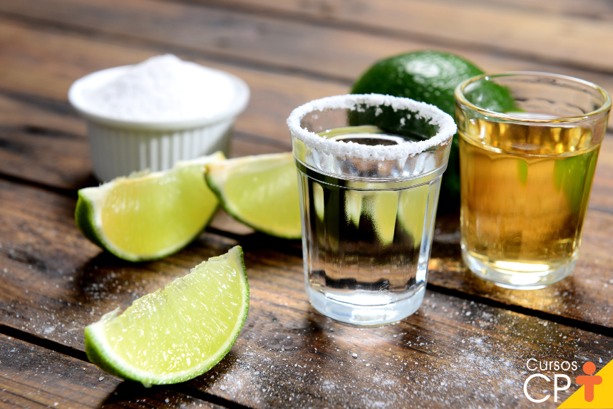 Cachaça orgânica: aperitivo que garante boa renda ao produtor Cachaça orgânica: aperitivo que garante boa renda ao produtor