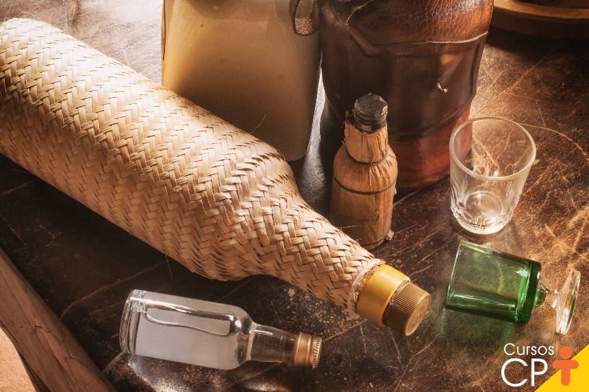 Cachaça Orgânica: envelhecimento e engarrafamento do produto Cachaça Orgânica: envelhecimento e engarrafamento do produto
