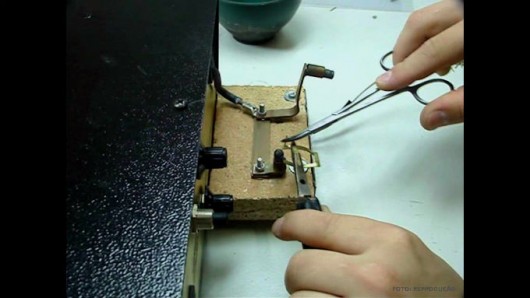 Fabricação e Reparo de Joias - cortar e serrar Fabricação e Reparo de Joias - cortar e serrar